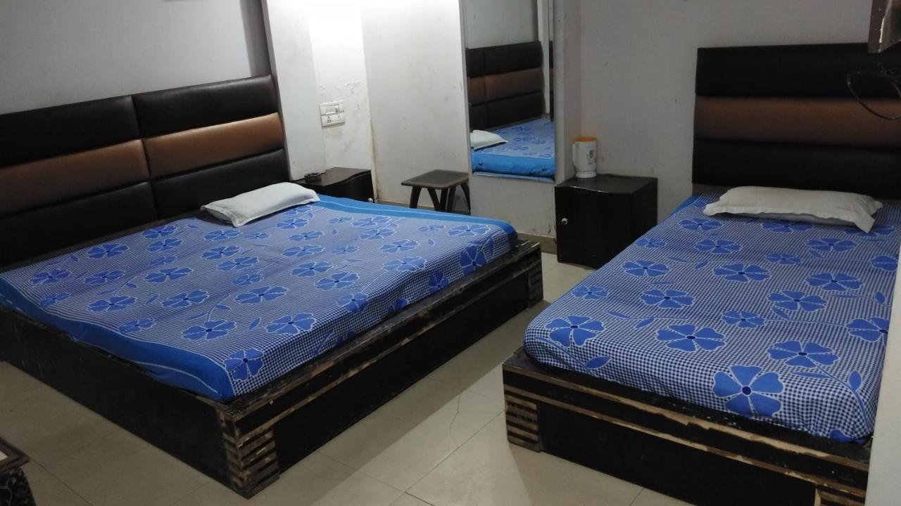 Hotel Euro International New Delhi Buitenkant foto