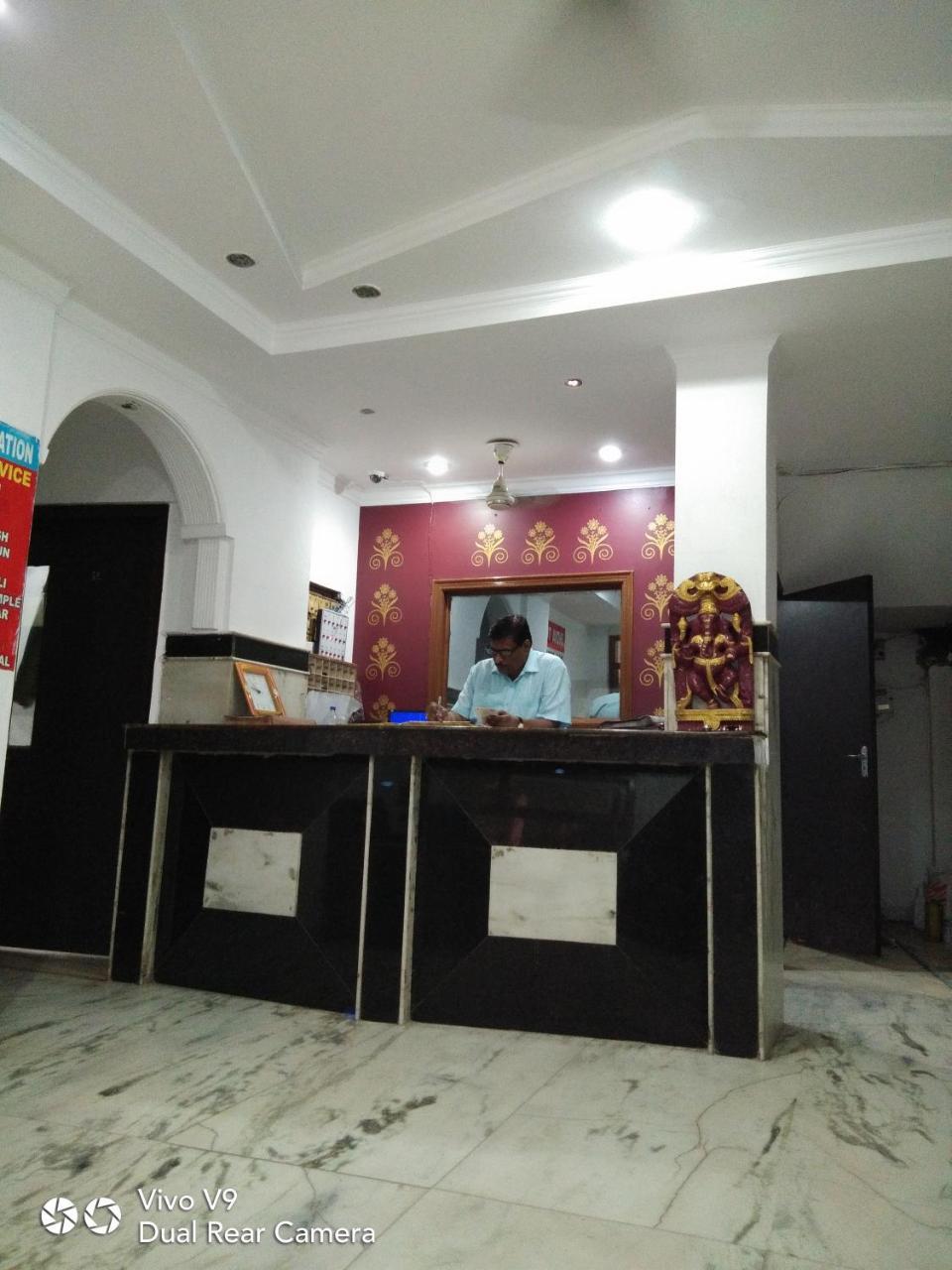 Hotel Euro International New Delhi Buitenkant foto