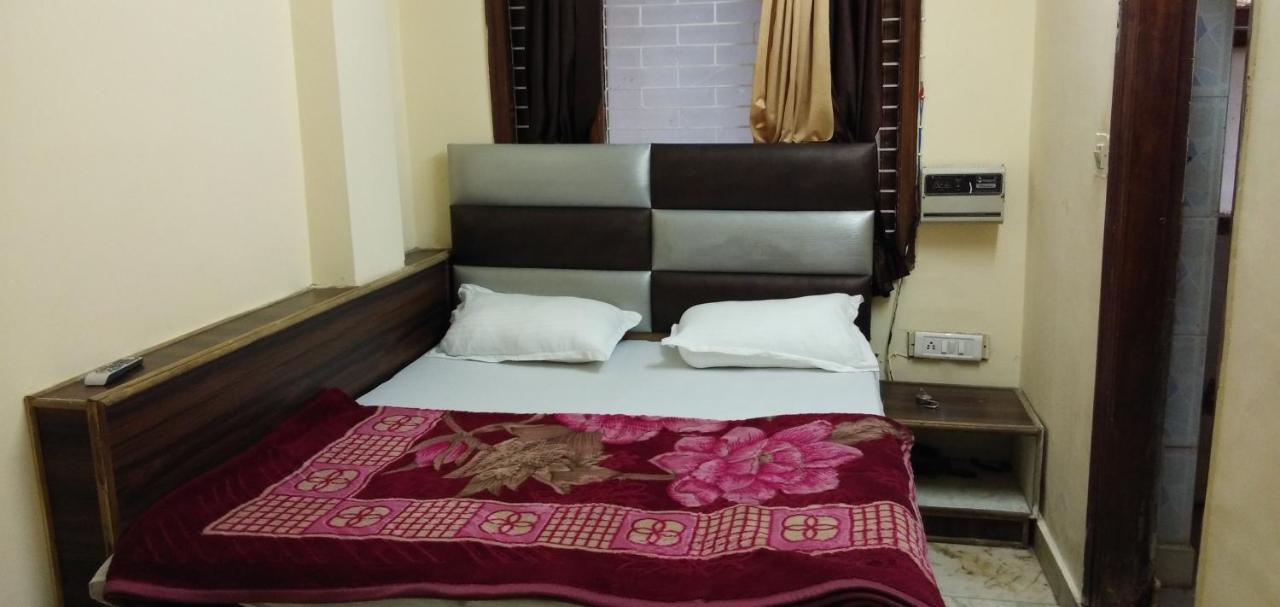 Hotel Euro International New Delhi Buitenkant foto