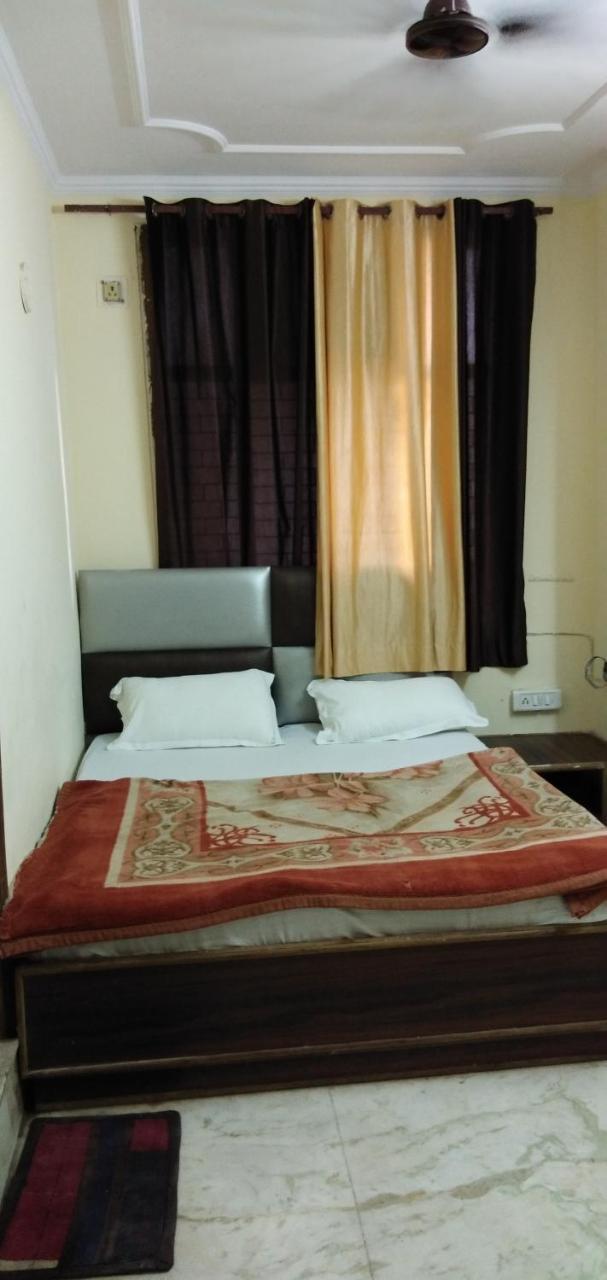 Hotel Euro International New Delhi Buitenkant foto