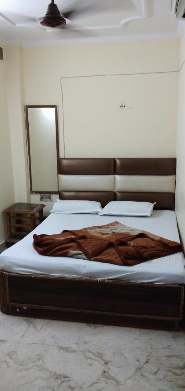 Hotel Euro International New Delhi Buitenkant foto